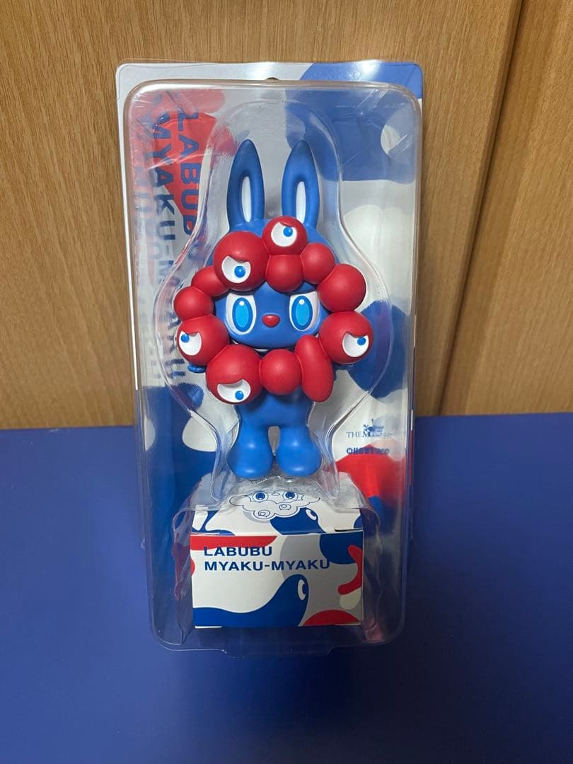 【大阪関西万博会場限定】ラブブ　ミャクミャク　コラボフィギュア　新品未開封