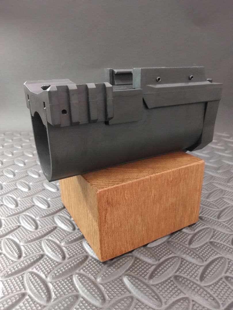 CAW製? ミニランチャー及び、モスカート4発及び、モスカートポーチ