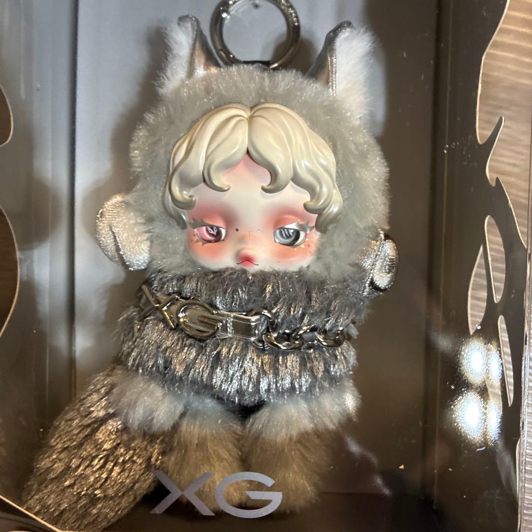 POP MART SKULLPANDA 日本限定ＸＧ　ぬいぐるみペンダント