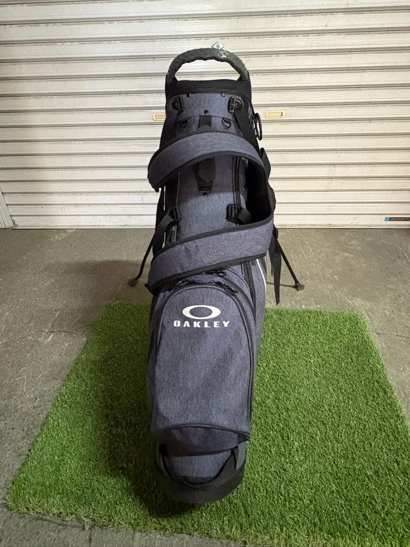 <週末値下>OAKLEY キャディバッグ　ラウンド4点セット