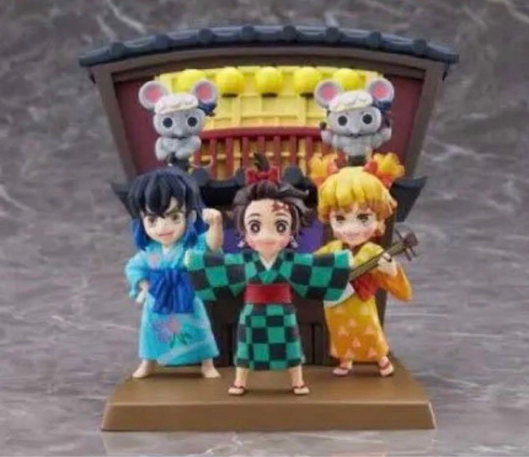 鬼滅の刃　限定版　フィギュア＆マルチケース