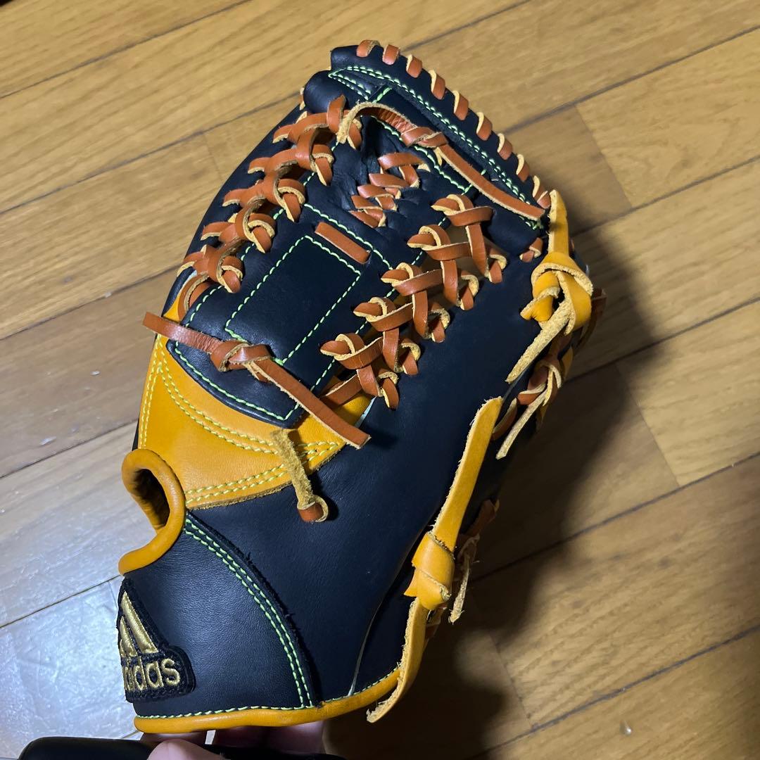 adidas 軟式野球グローブ INT82
