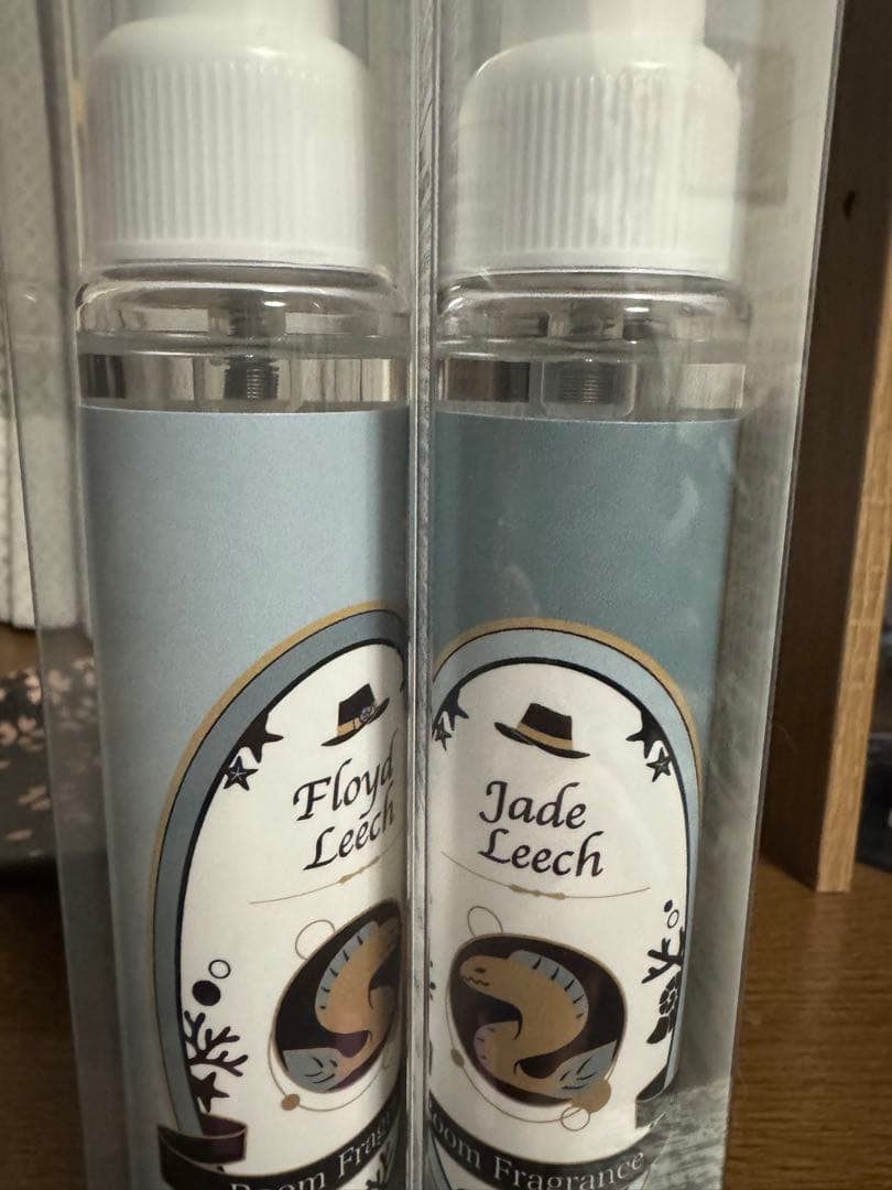 ツイステ フロイド・リーチ、ジェイド・リーチ ルームフレグランス 2本セット