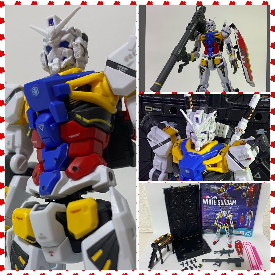 白いガンダム【組立済】ガンプラ！HG！ジオラマベース！階段ベース！セット！