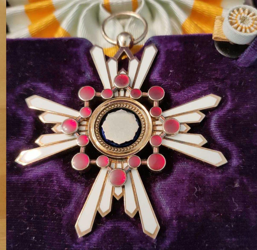 【激レア 極美品!】勲一等瑞宝章 明治勲章 初期 日本軍 将軍 本物保証 勲章