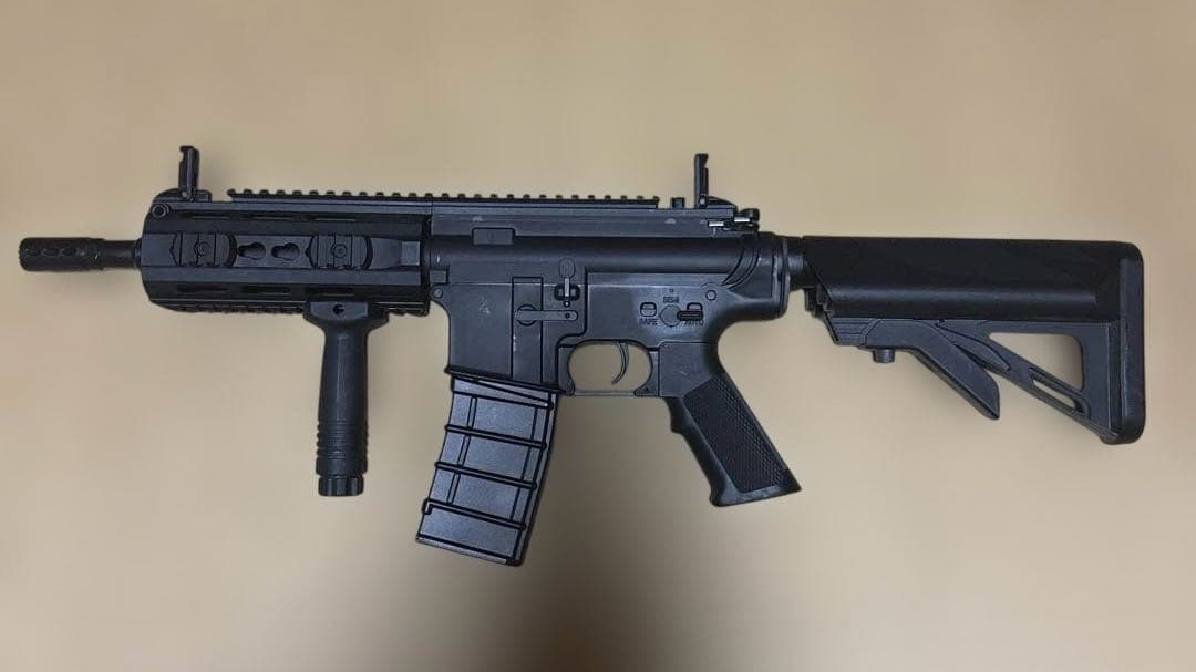 A*7様 クラウンモデル CM4 電動ガン 18歳以上対象