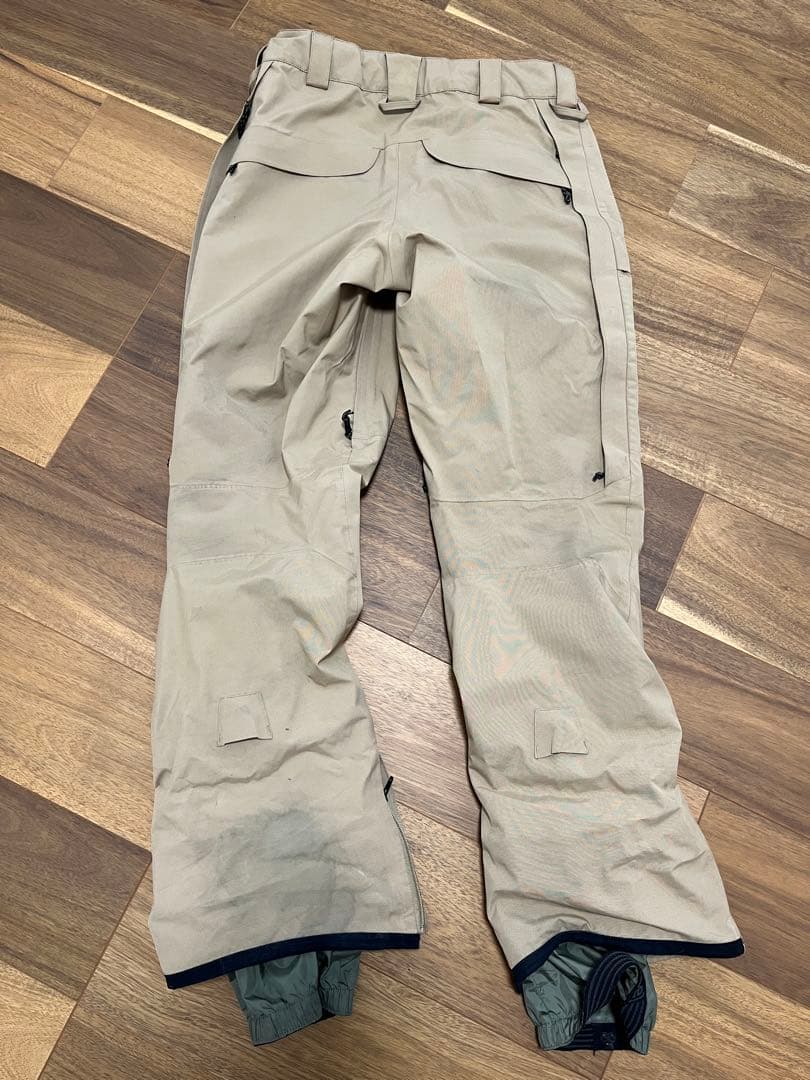 Burton ak swashベージュ S