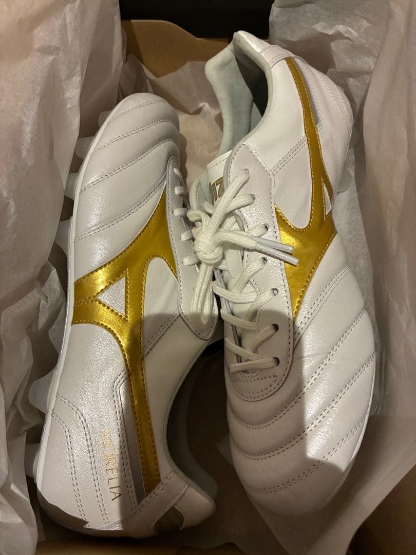 モレリア 2 JAPAN スーパーホワイトパール×ゴールド 25cm