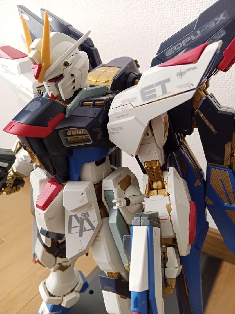バンダイ PG 1/60 ストライクフリーダムガンダム 完成品