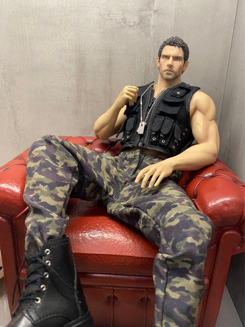 バイオハザード クリスレッドフィールド ガレージキット ガレキ スタチュー③