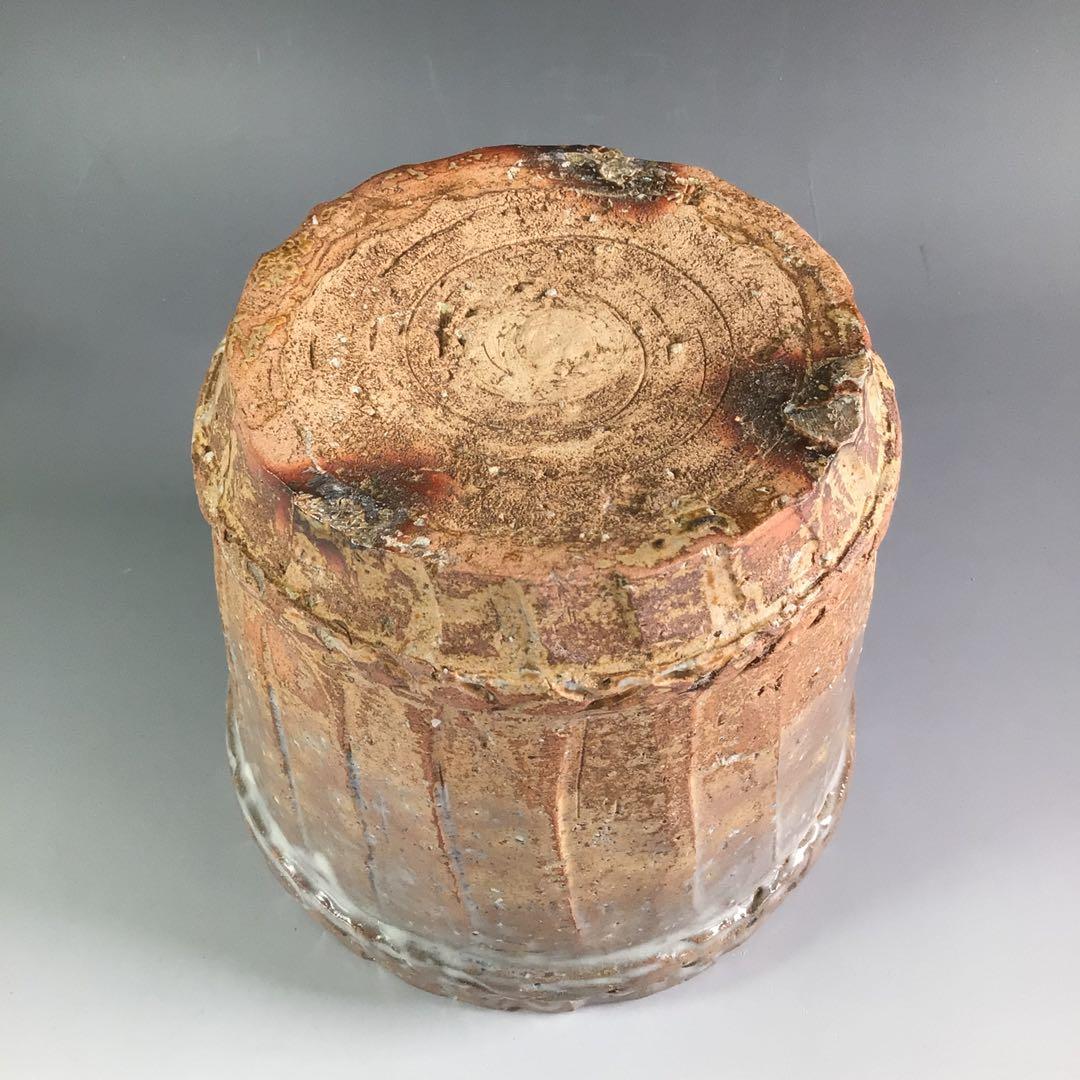 Ｒ６６　水指　『萩焼』『蓮光山　守繁栄徹造』『樽形水指』　共箱　茶道具