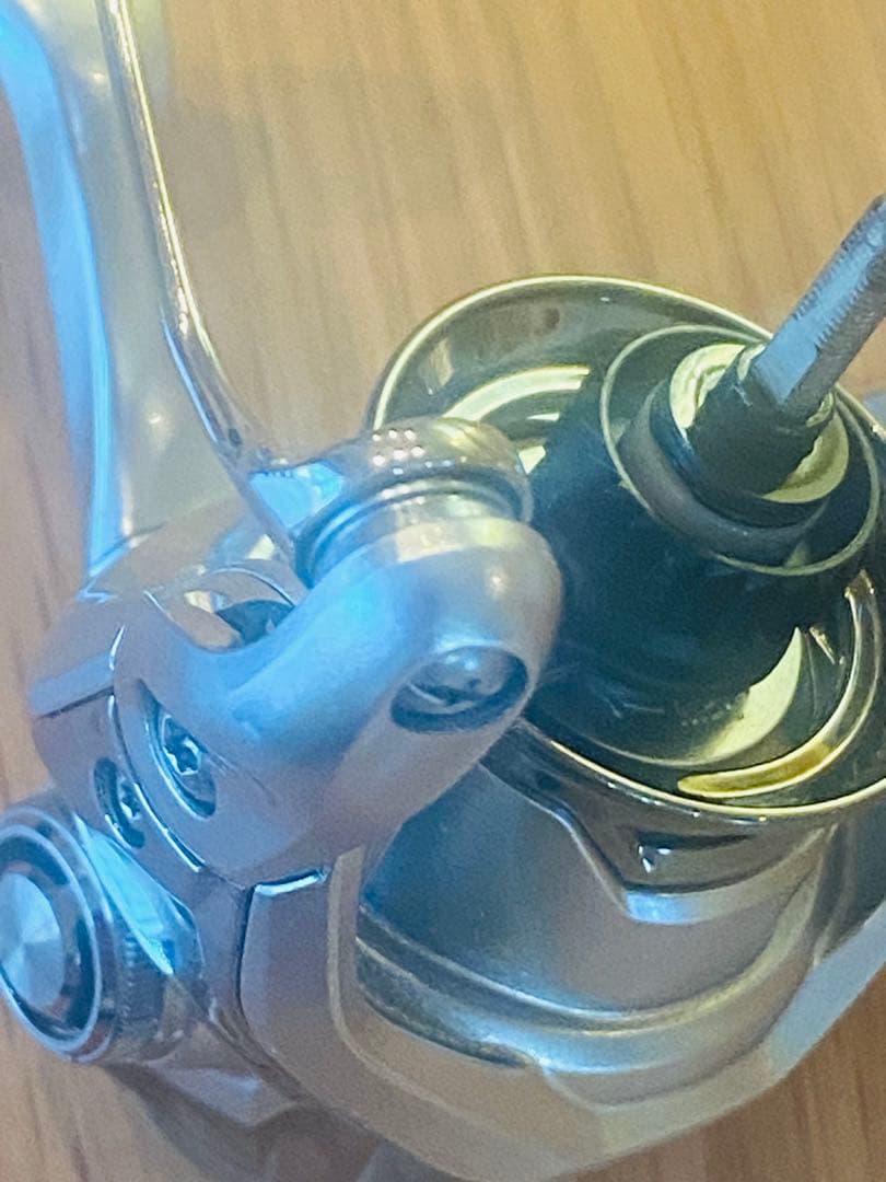 【値下げ中！】スピニングリール シマノ 23ストラディック C2000S 美品