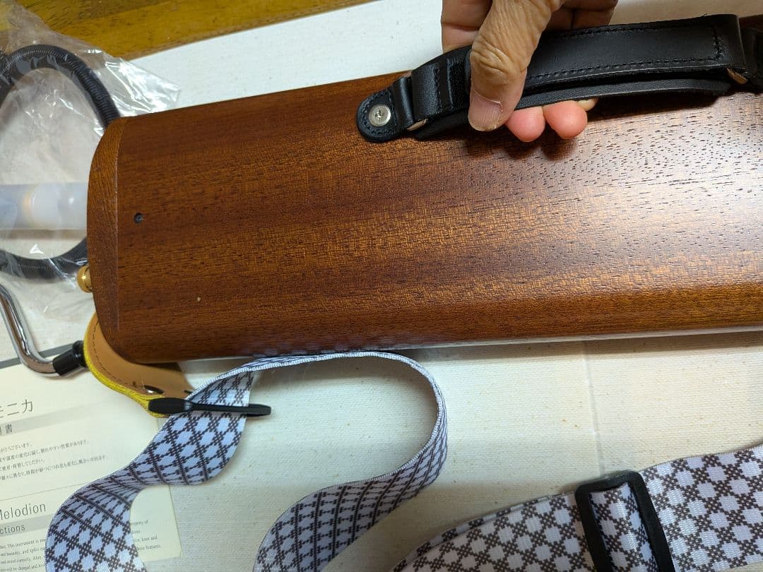 新品 スズキ木製 鍵盤ハーモニカ W-37