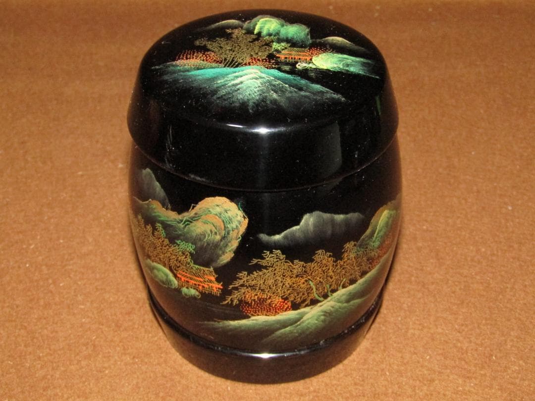 【中国漆器　山水図蒔絵　洋酒器揃　リキュールグラス・シェーカー・トレイ】未使用品