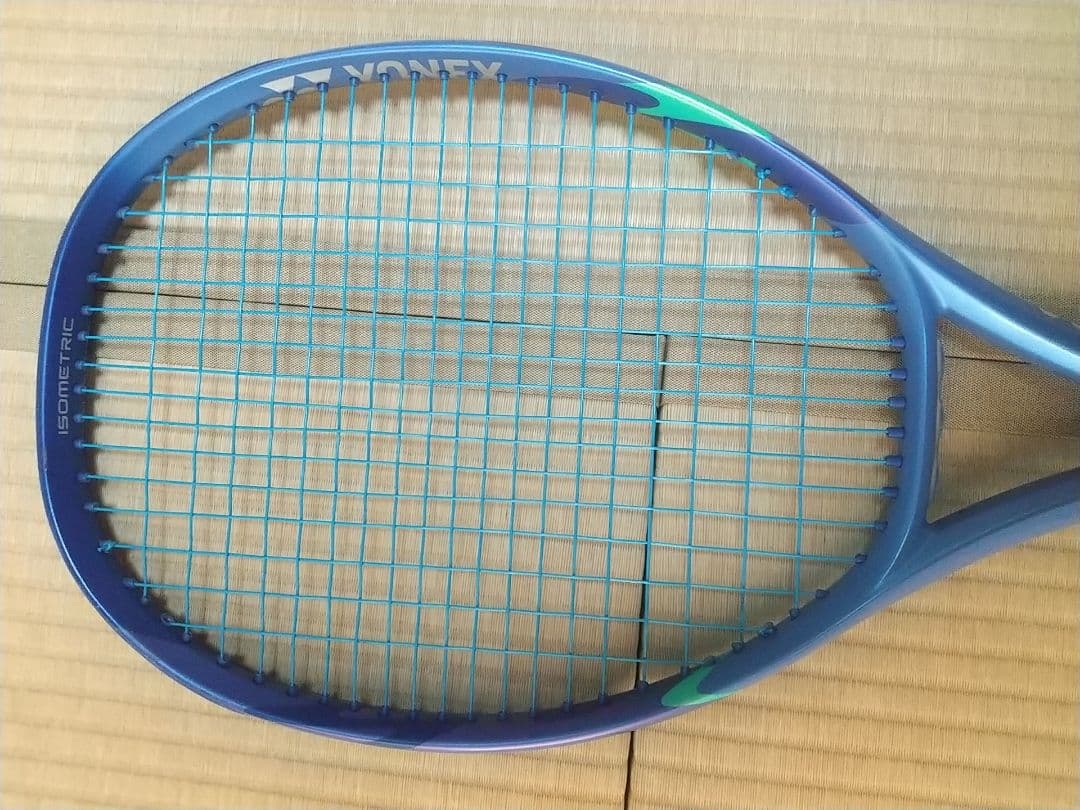 A*i様 YONEX EZONE 100 テニスラケット G2