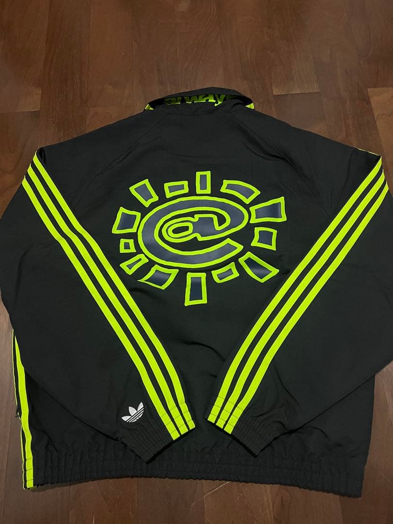 adidas always ウインドジャケット ブラック/グリーン