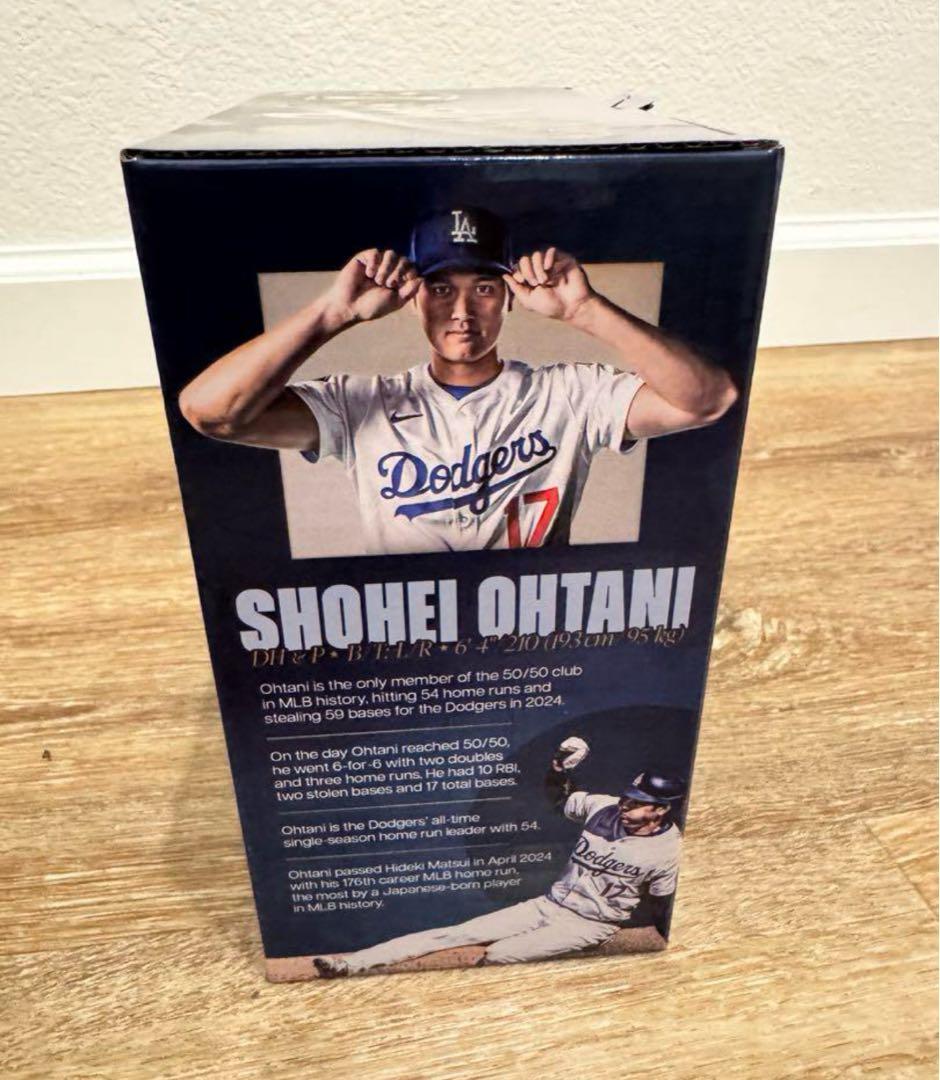 大谷翔平　50/50 盗塁　ボブルヘッド　ドジャース　来場者限定　冊子付