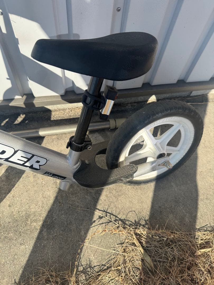 STRIDER バランスバイク シルバー ストライダ