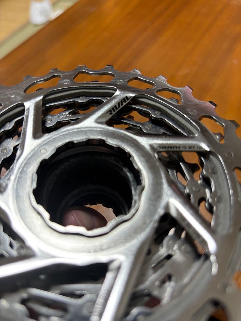 SRAM Rival 12Sカセットスプロケット 10-30T 500km未満