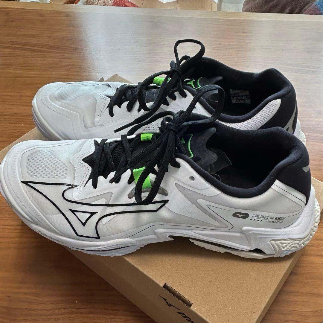 Mizuno ウエーブライトニング Z8 バレーボールシューズ ミズノ