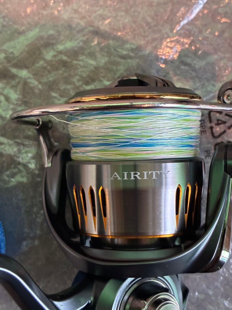 【美品】23DAIWA　ダイワ　AIRITY エアリティ LT2500S-DH