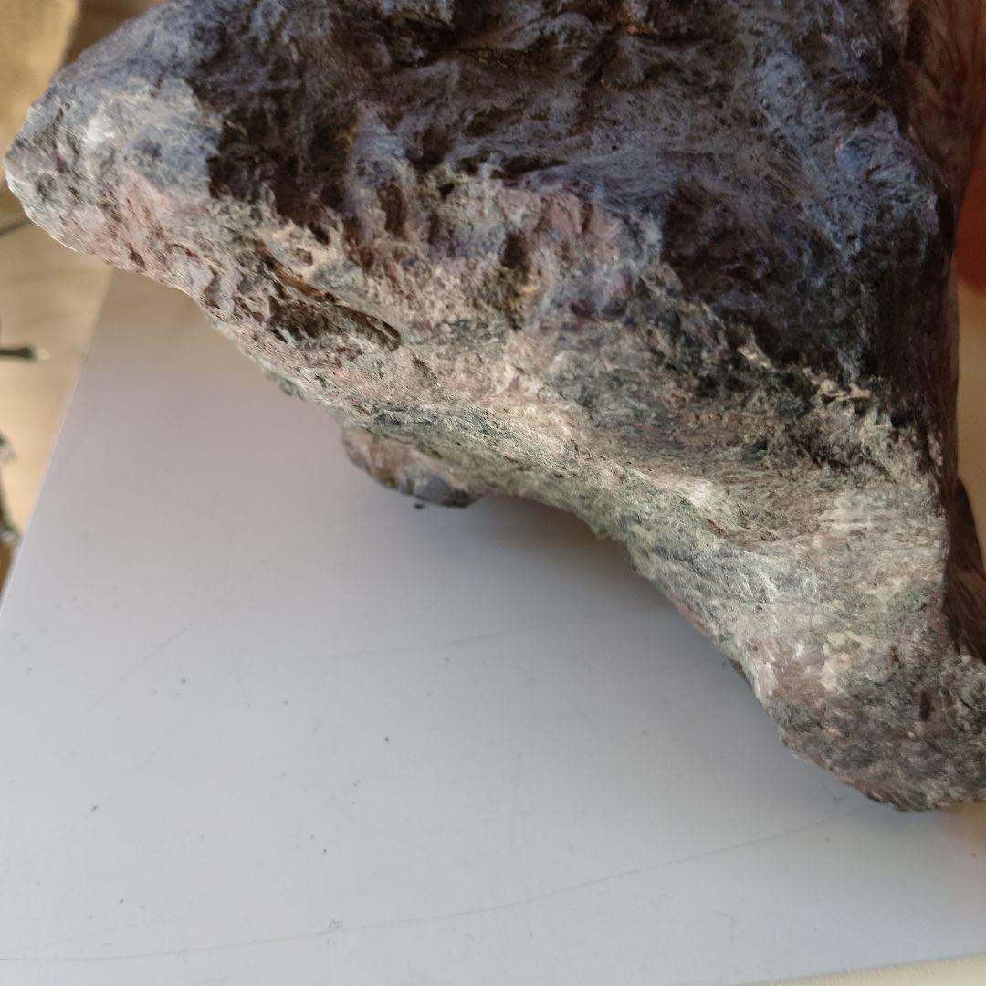 天然石 。根尾村菊花石