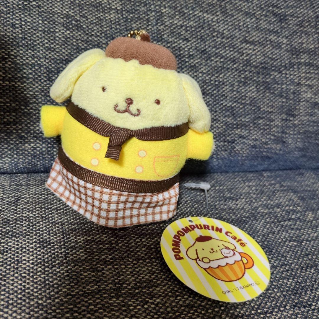 希少レア　ポムポムプリン　カフェ　ユニフォーム
