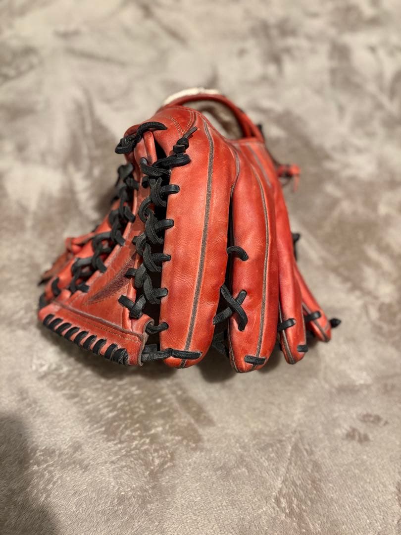 ミズノ　グローバルエリート　硬式用 外野手用グラブ レッドブラック