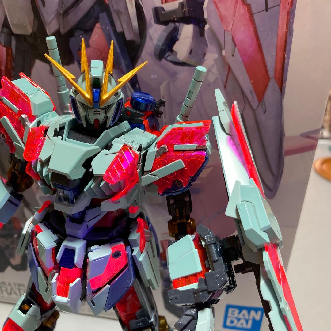 MGナラティブガンダム Ver.Ka フルメタリック塗装