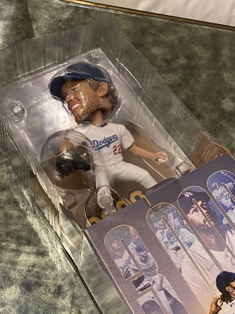 ☆【球場配布数量限定】9/20クレイトンカーショー3000奪三振ボブルヘッド