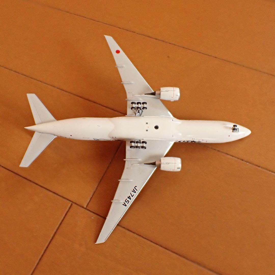 1/400 NGモデル ANA 鬼滅の刃ジェット 参号機 B777-200