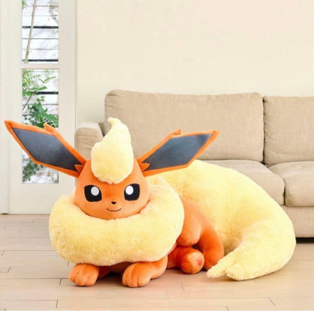 【送料込み】ブースター 等身大 ぬいぐるみ 新品未開封 ポケモン 寝そべり