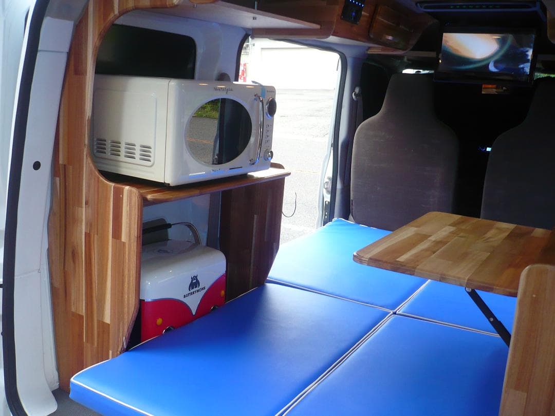 車中泊仕様～本格キャンピングカーまで製作しますっ！