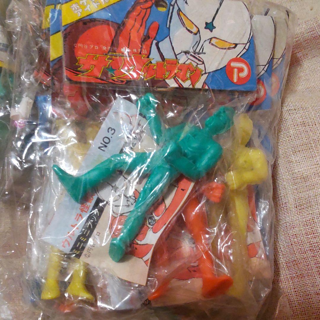 ウルトラマン　消しゴム　40 体くらい　ポピー