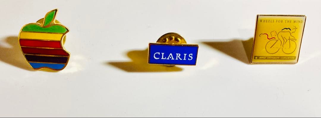 [ビンテージ]1980s Appleピンバッジ他グッズ