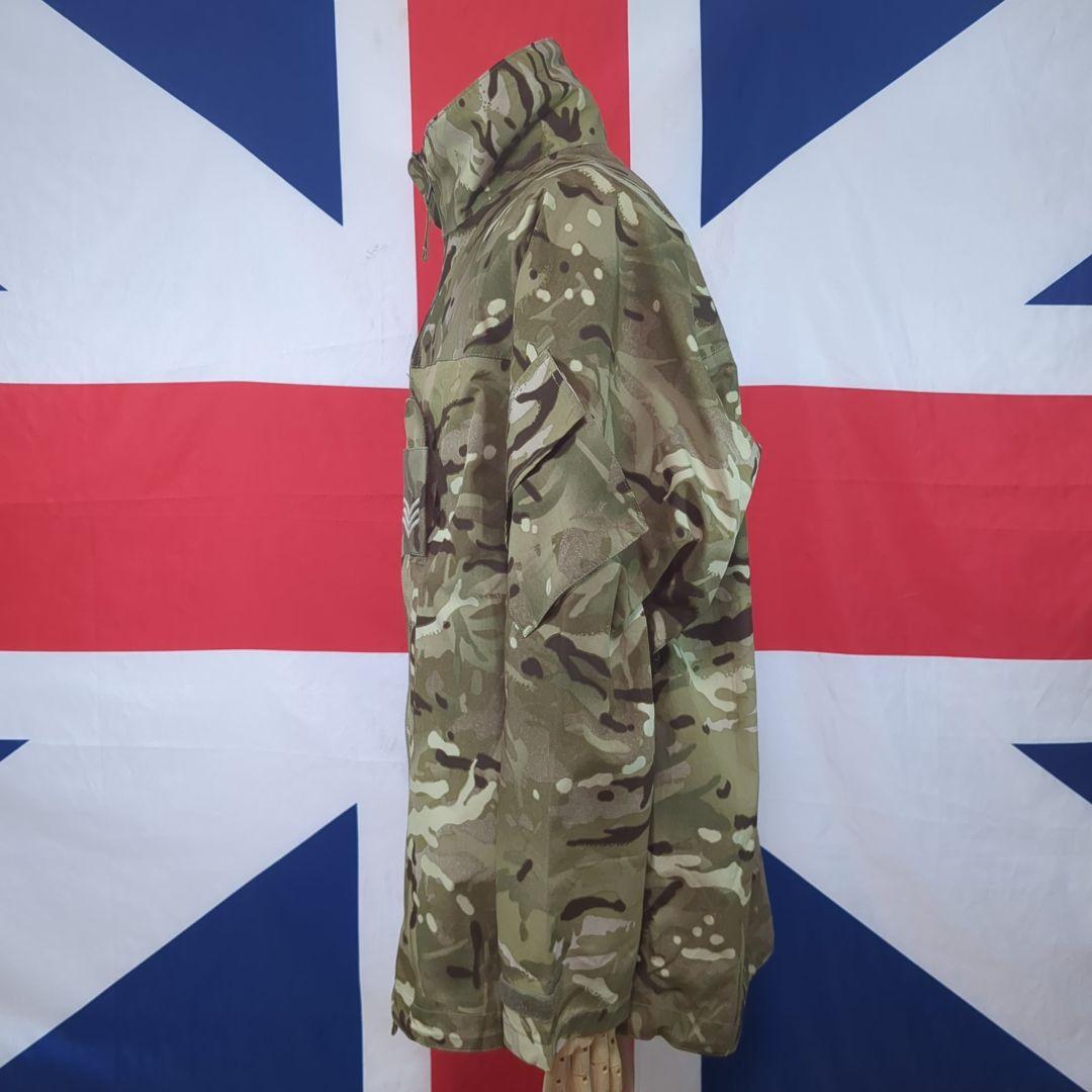イギリス軍GORTEX防水ジャケット【実物新品】階級章付き