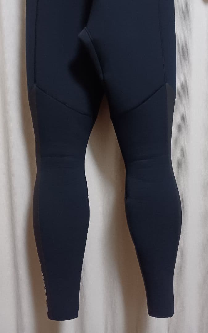 hac15　ビラボン　BILLABONG　セミドライ5×3mm 　メンズM