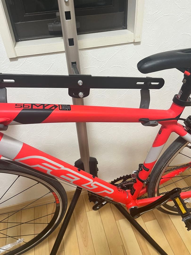 極美品 小柄な人 女性にも FELT ロードバイク Sサイズ