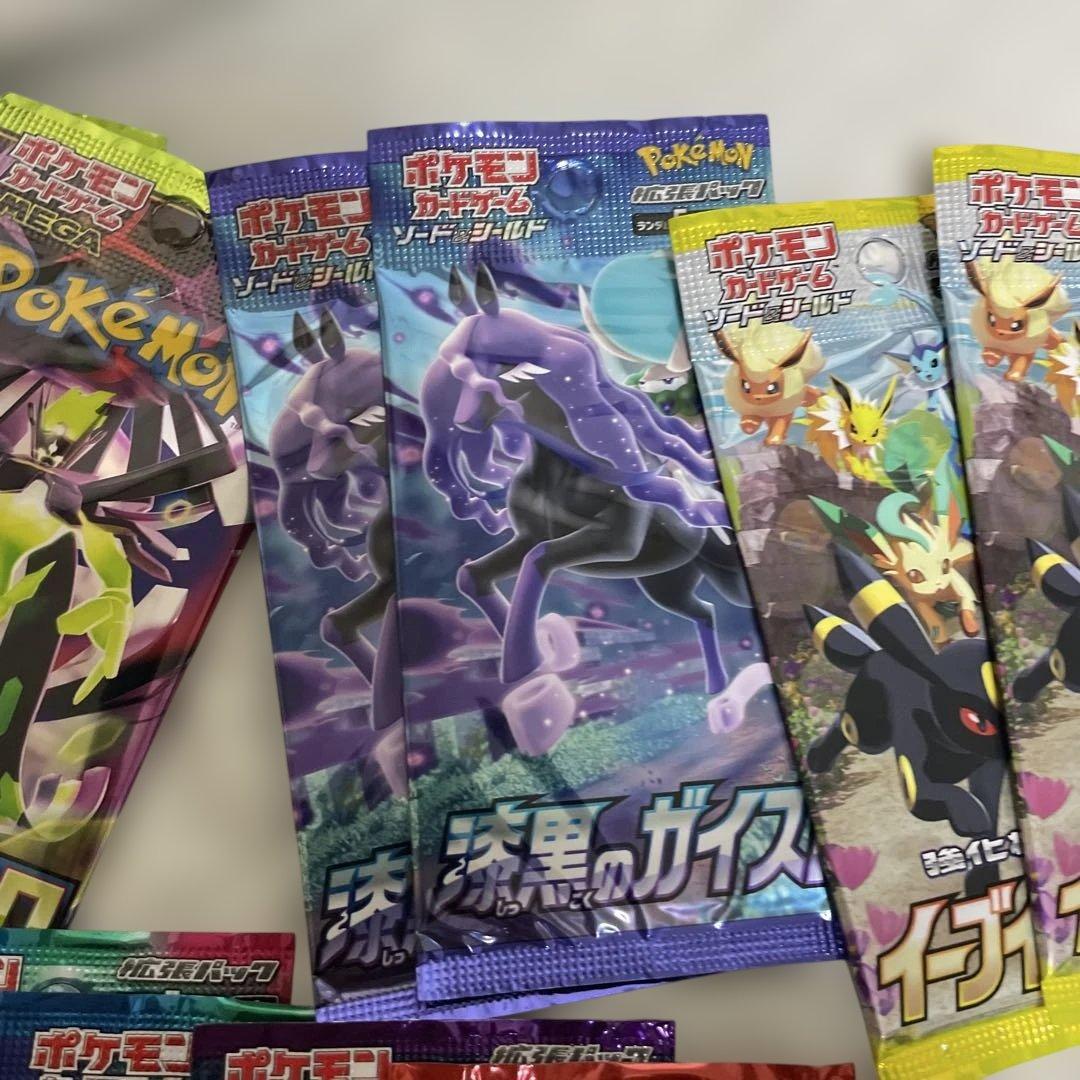 ムニキスゼロ　イーブイヒーローズ 他新弾から絶版パック　30以上 新品未開封