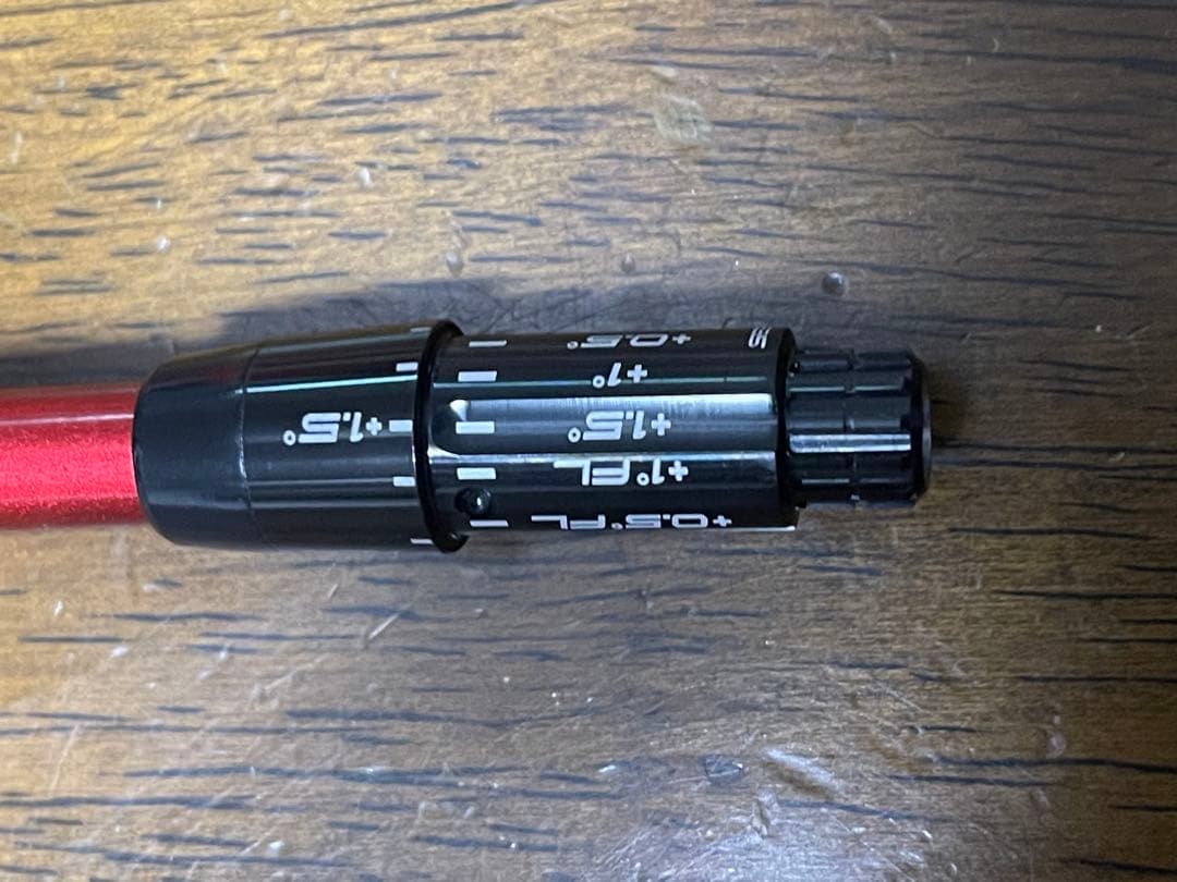 ベンタスレッドTR5-Rシャフト　純正スリクソンスリーブ