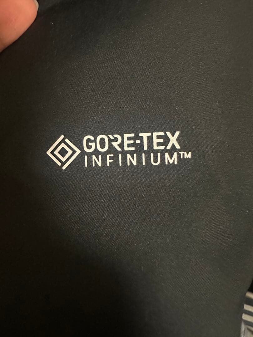 スキースノボーウェア　上下セット　ゴアテックス