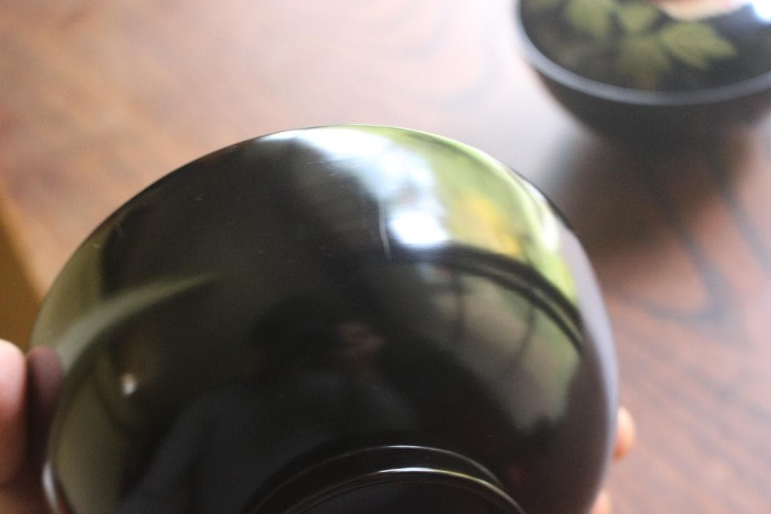 時代逸品！上質黒漆に優美な牡丹見返し蜂蒔絵の映えるお椀2点（検輪島塗蒔絵椀雑煮椀
