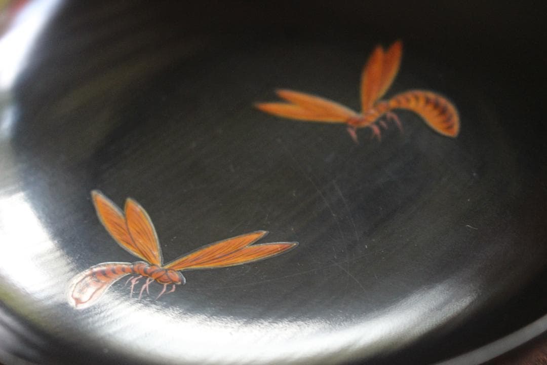 時代逸品！上質黒漆に優美な牡丹見返し蜂蒔絵の映えるお椀2点（検輪島塗蒔絵椀雑煮椀