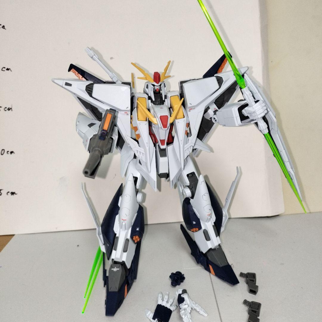 HG 1/144 クスィーガンダム 閃光のハサウェイ 塗装完成品 ガンプラ ギギ