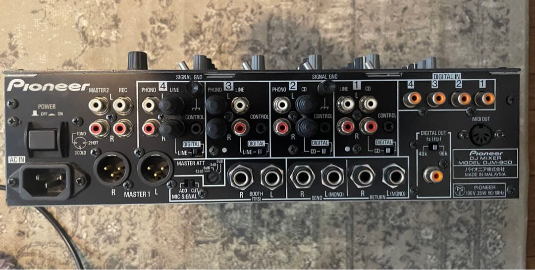 2006年製Pioneer DJM-800 DJミキサー