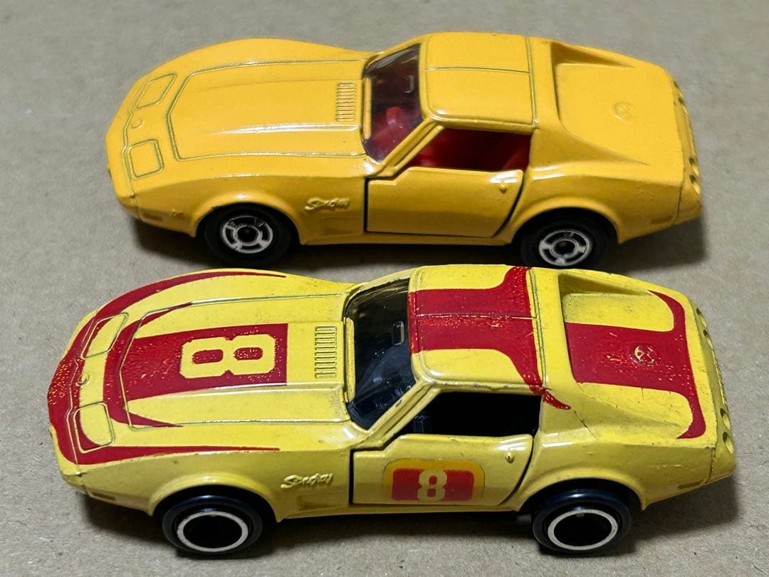 トミカ シボレーコルベットスティングレイ 2台セット