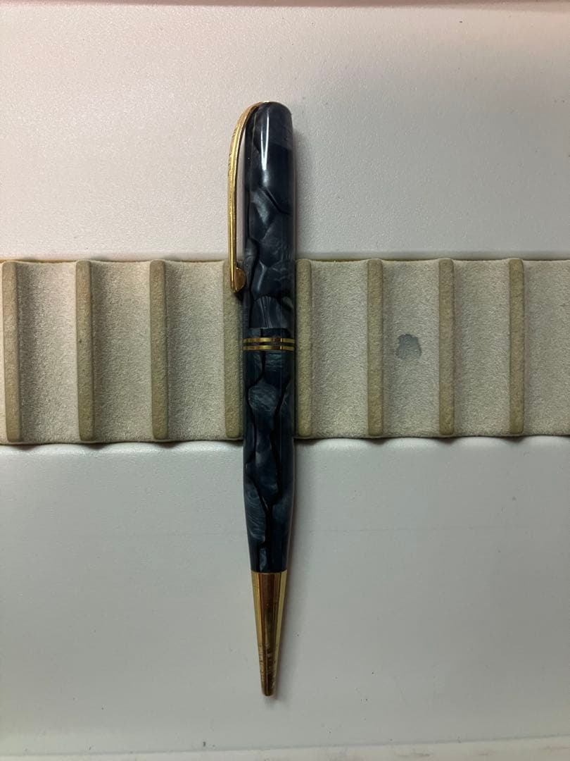 BURNHAM　バーナム　ペンシル　1.18mm グレーマーブル