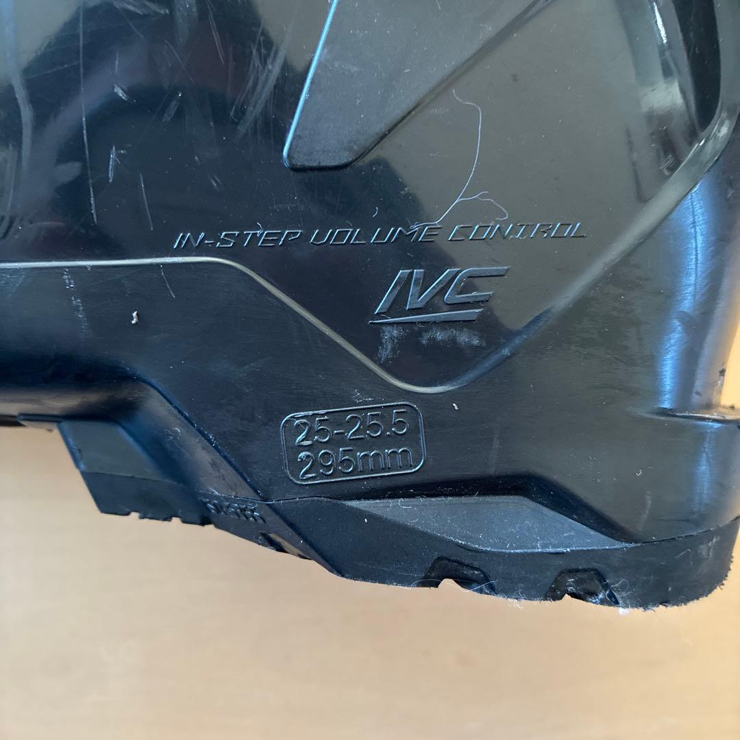 Nordica 男性用スキー靴 黒買値34800円ノルディカブーツ