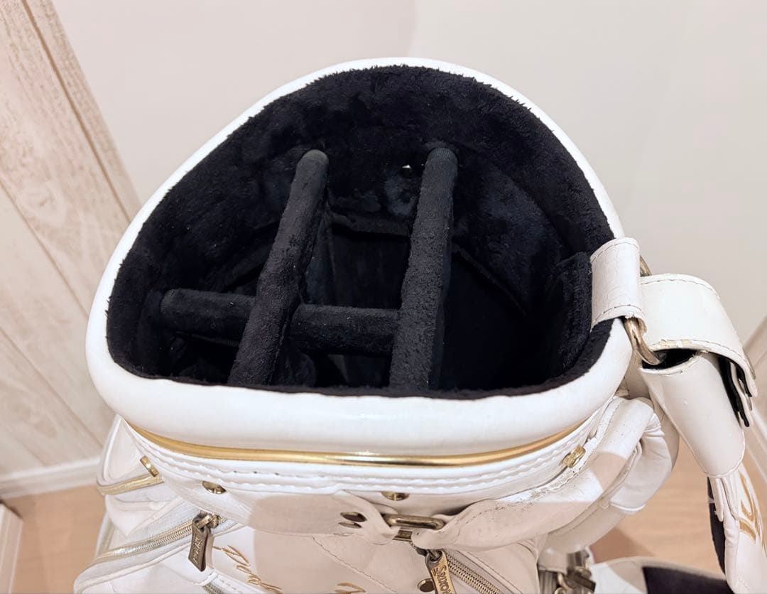 限定品♪ スリクソン キャディバッグ