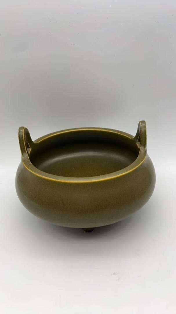 清乾隆時代 【大清乾隆年製】在銘 茶葉末釉三足香炉 【旧家蔵出し(Y-4)